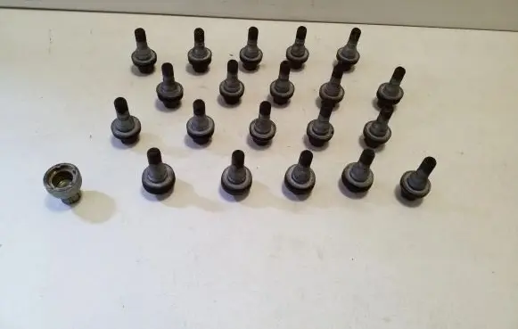 Nuts/bolts