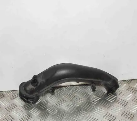 Volkswagen Tiguan Intercooler hose/pipe 03C145673H