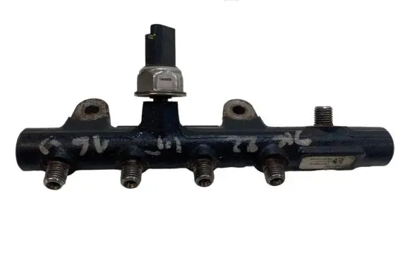 Renault Kadjar Fuel main line pipe 175210651R H8201225030