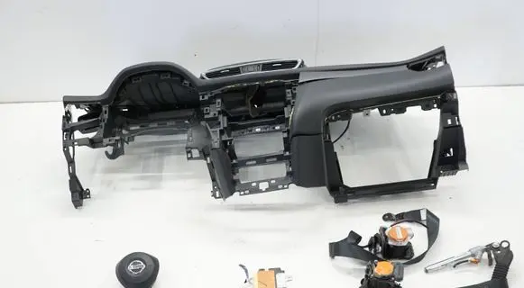 Nissan Qashqai Dashboard J11240626DESKA