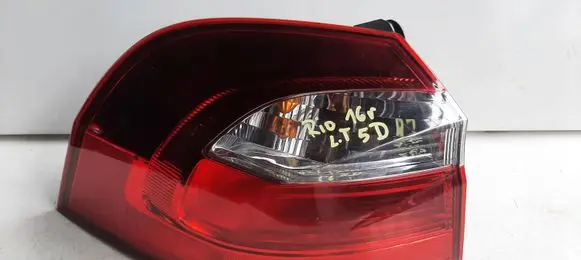 KIA Rio Rear/tail lights