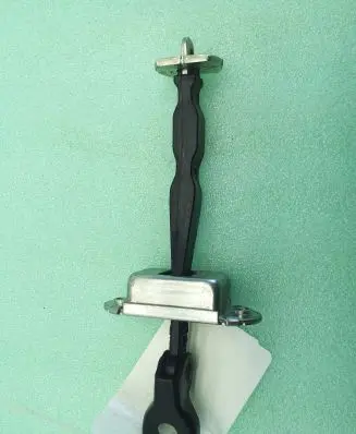 Nissan Pulsar Rear door check strap stopper