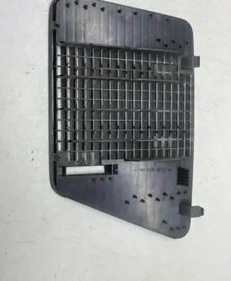 BMW 5 E28 Dash center air vent grill 51451874491