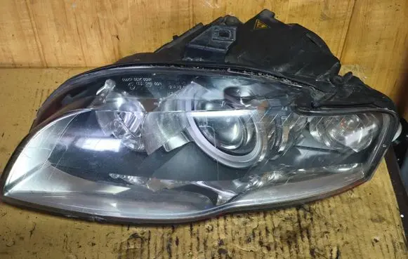 Audi A4 S4 B7 8E 8H Headlight/headlamp 1305236054