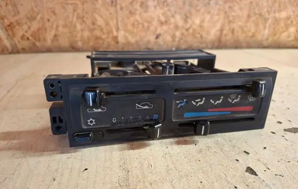 Nissan Terrano Climate control unit 5971030769