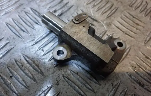 Subaru Impreza IV Timing belt/chain tensioner 11093006