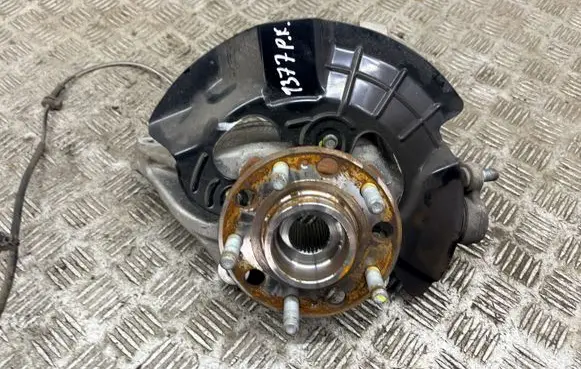 KIA Sportage Front wheel hub 