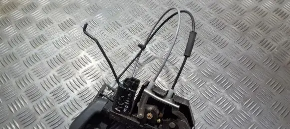 Hyundai i10 Rear door lock