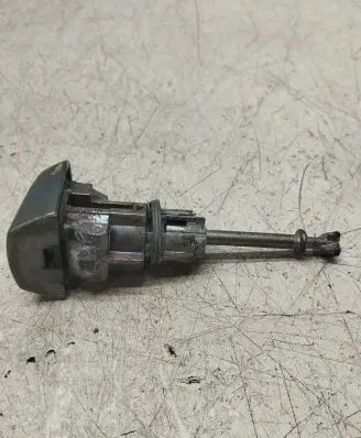 Toyota Avensis T250 Front door lock (next to the handle) 590501337
