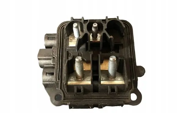Mercedes-Benz C W205 Positive cable (battery) A2055451400
