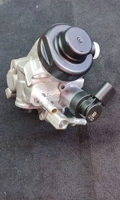 BMW X5 G05 Fuel injection high pressure pump 8594560 221109 0445010793