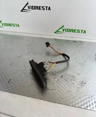 Opel Vivaro Sliding door contact joint 91167928
