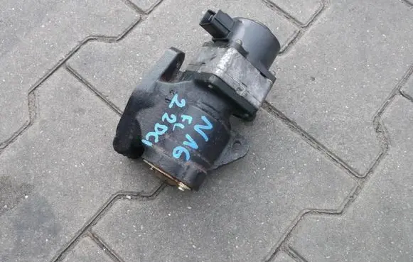 Nissan Almera N16 EGR valve