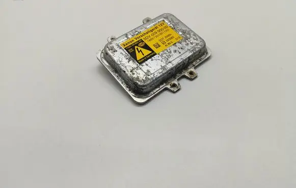 BMW 5 E60 E61 Headlight ballast module Xenon 5DV00900000 5DV009000 D1S