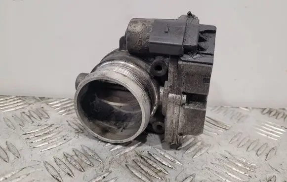 Audi A4 S4 B8 8K Throttle valve 4E0145950