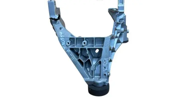 BMW 5 F10 F11 Steering rack mounting bracket 6140829
