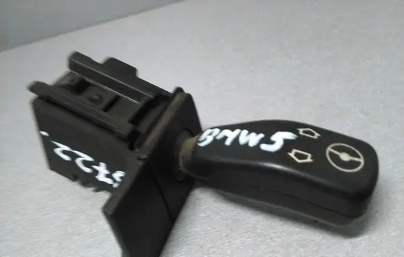 BMW 5 E39 Steering wheel adjustment handle/lever 837390 01800000