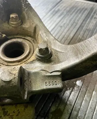 Opel Vectra C Front wheel hub 6699R