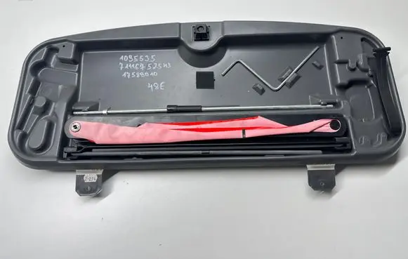 BMW 7 E65 E66 Tool box 1095535 71116752543 17589010