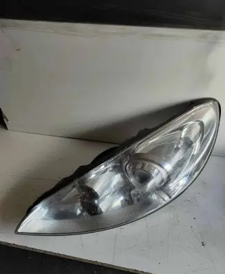 Peugeot 407 Headlight/headlamp 16111100