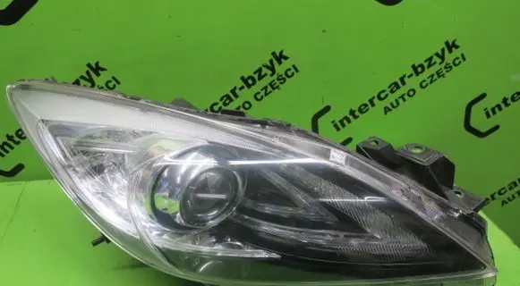 Mazda 3 II Headlight/headlamp