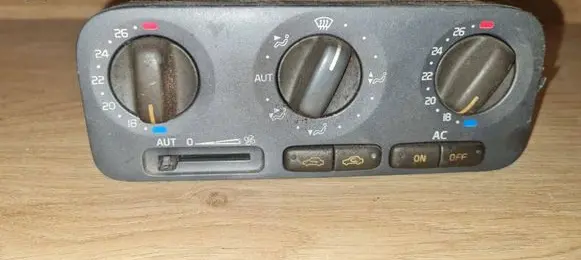 Volvo S70 V70 V70 XC Climate control unit 9171551