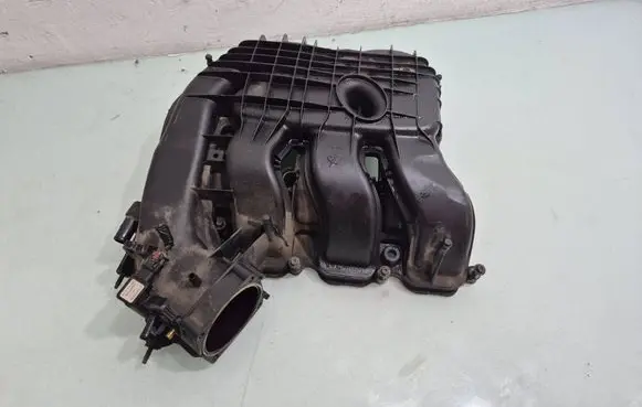 Dodge Grand Caravan Intake manifold 511125