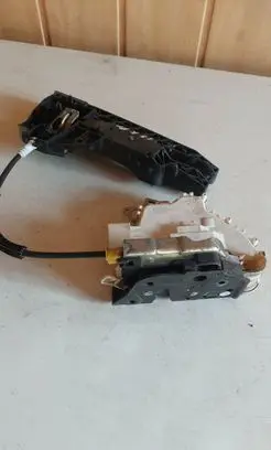 Audi A6 S6 C7 4G Front door lock 8J1837015C 11096EU