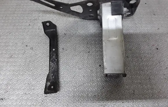 Audi A6 S6 C6 4F Front bumper shock/impact absorber 