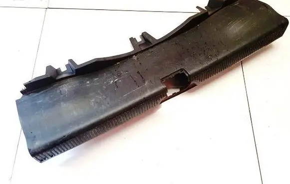 Skoda Octavia Mk2 (1Z) Other trunk/boot trim element 1z9863485b