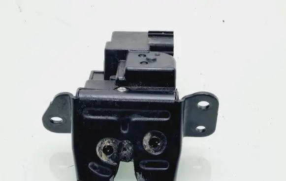 KIA Sorento Tailgate/trunk/boot lock/catch/latch