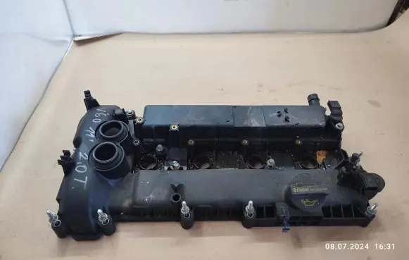 Volvo V60 Rocker cam cover 
