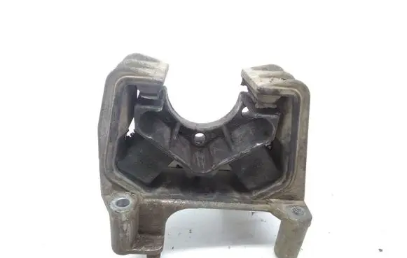 Opel Vectra B Gearbox mount