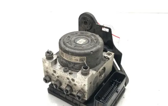 Volkswagen Golf VII ABS Pump 