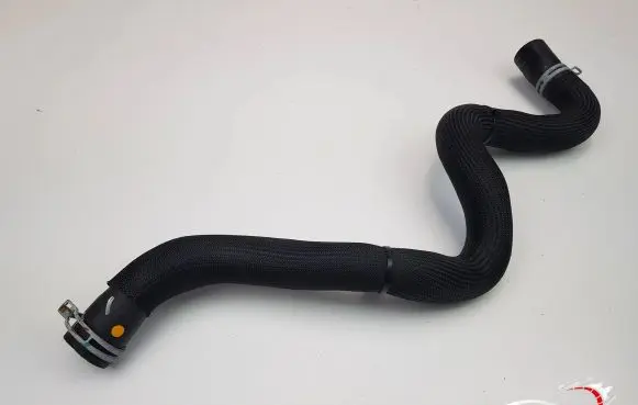 Renault Megane IV Engine coolant pipe/hose 924004058R