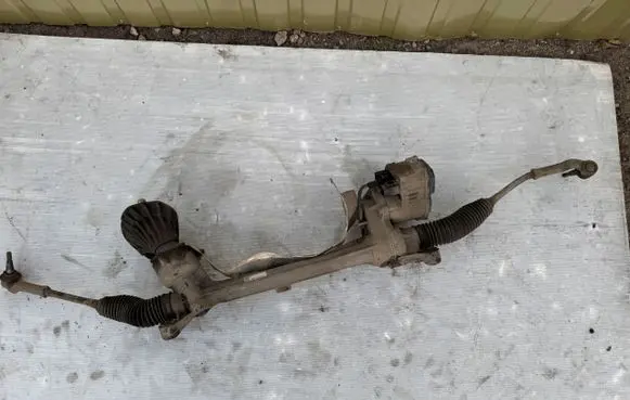 Volvo V40 Steering rack 31476469