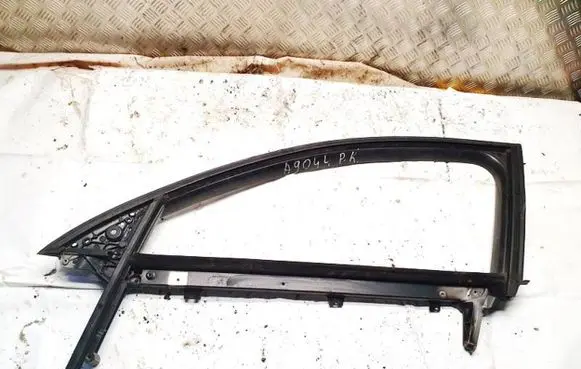 Audi A6 Allroad C6 Front door window/glass frame 4f0837629