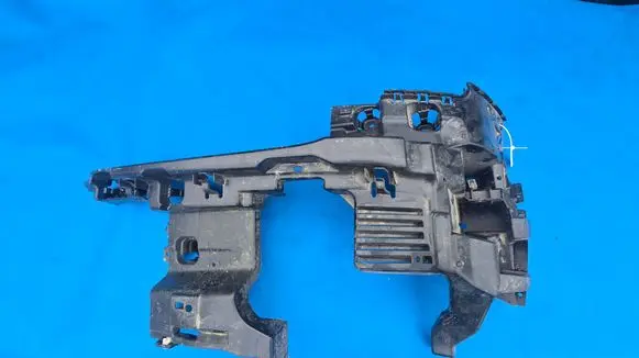 Mini Cooper Countryman F60 Rear bumper mounting bracket 7389358
