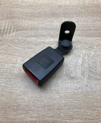 BMW i8 Rear seatbelt buckle 7313158 34141626A
