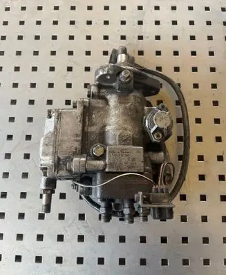 Volkswagen Transporter - Caravelle T4 Fuel injection high pressure pump 0460415996