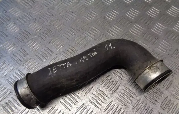 Volkswagen Jetta V Intercooler hose/pipe