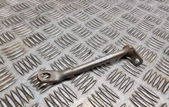 BMW X1 F48 F49 Muffler mount bracket/holder 8570114