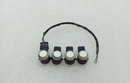 Mercedes-Benz S W222 Front parking sensor holder (PDC) A0009059300