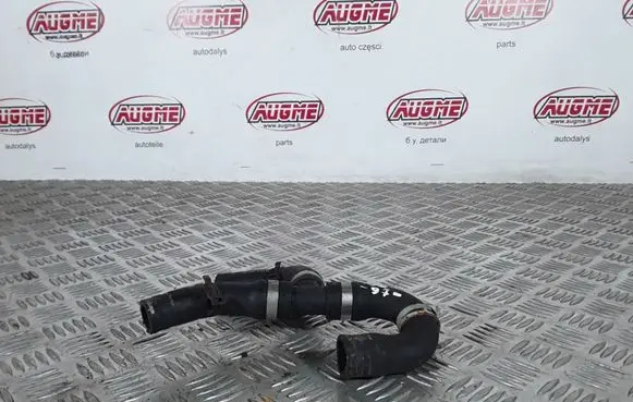 Mercedes-Benz Vito Viano W639 Engine coolant pipe/hose A639832039