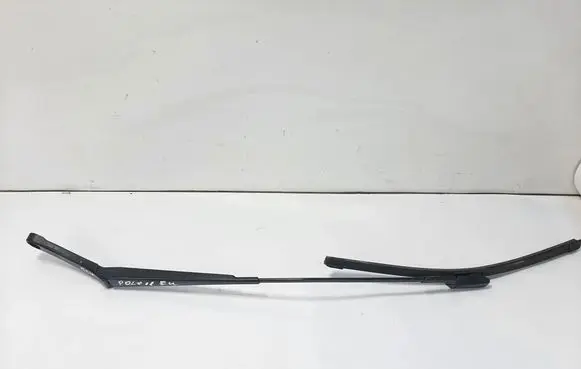 Volkswagen Polo VI Windshield/front glass wiper blade 2G1955410
