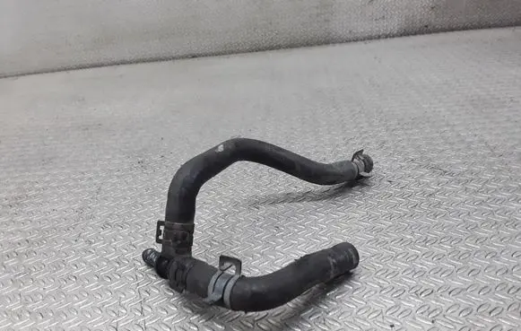 Volkswagen Golf IV Engine coolant pipe/hose