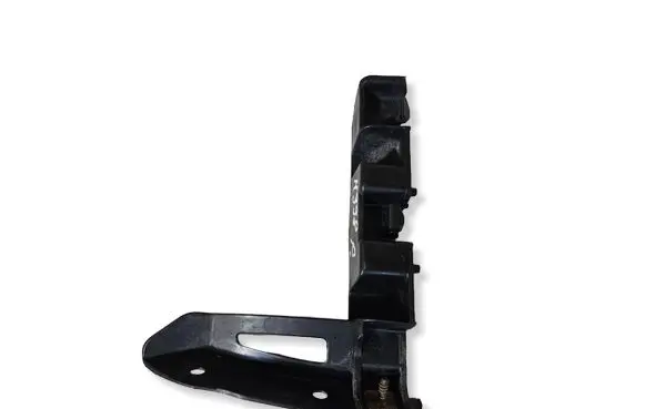 Audi TT TTS Mk2 Front bumper mounting bracket 8J0807183D