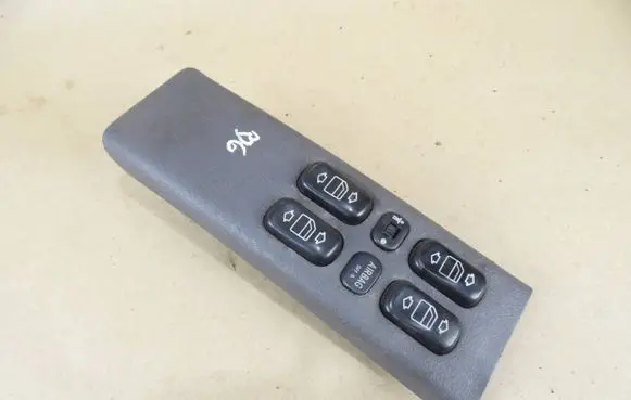 Mercedes-Benz A W168 Electric window control switch 1688202810