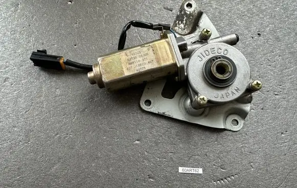 Nissan Patrol Y60 Rear door window regulator motor 8273006J05