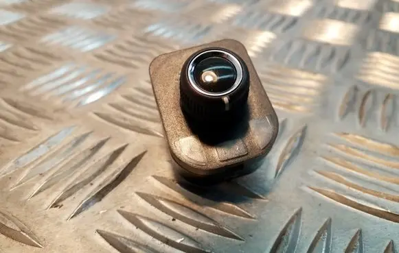 Wing mirror switch